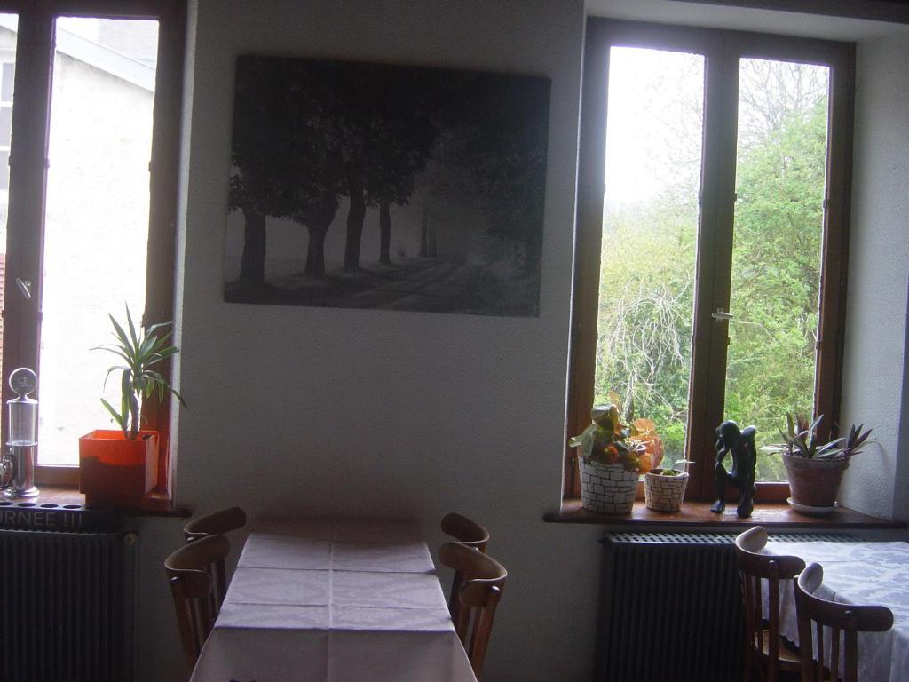 Chambre D'Hote La Frezelle Rouvres-la-Chetive Exterior photo